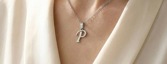 Acier Inoxydable ou Argent 925 : Lequel choisir pour vos bijoux ?